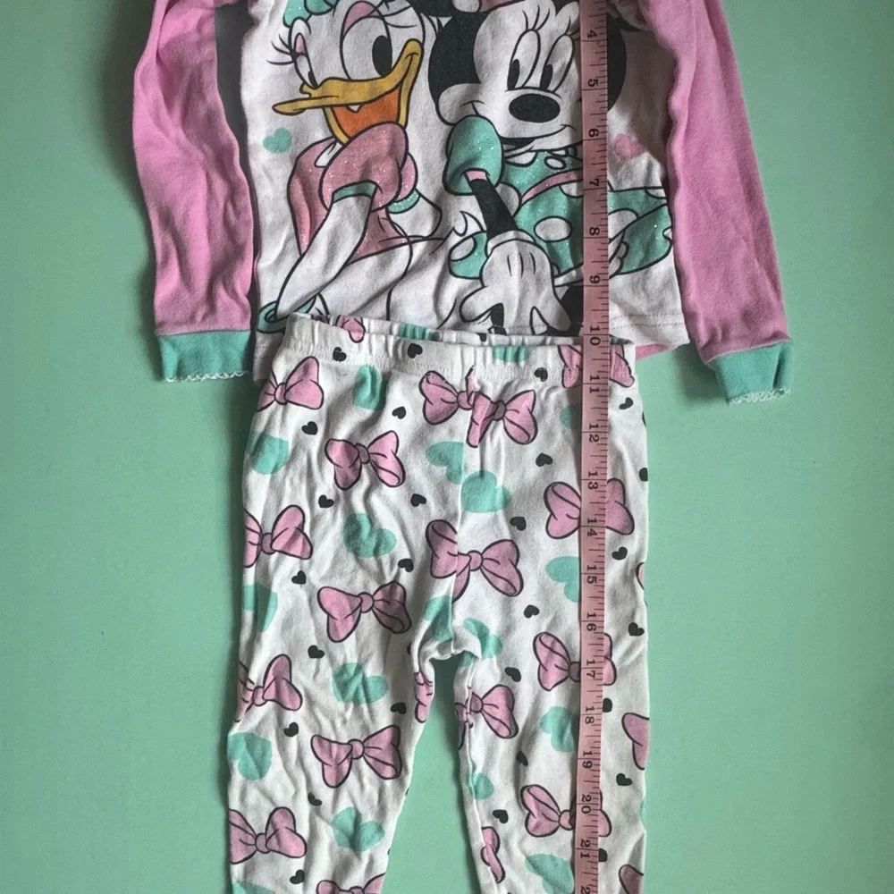 Girls Minnie, Daisy Duck & Hello Kitty Bundle of 4 - Size 2T -‎ Sleepers & PJs